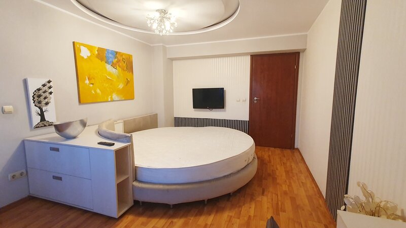Vitan, dupa targul Vitan, Splaiul Unirii, Confort City